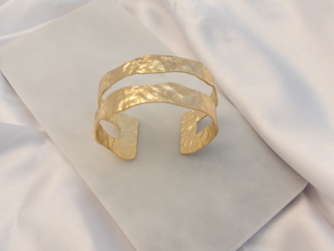 Dalgalı Kelepçe Bileklik | Altın Kaplama | Gold
