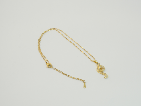 Yılan Figürlü Zirkon Taşlı Kolye | Kararmaz | Çelik | Gold