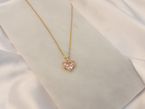 Pembe Kristal Taşlı Kolye | Çelik | Gold