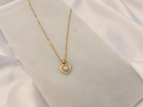 İncili Taş Kalp Kolye | Çelik | Gold