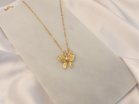 Taşlı Büyük Kelebek Kolye | Kararmaz | Çelik | Gold