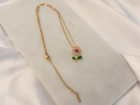 Pembe Zirkon Taşlı Çiçek Kolye | Çelik | Gold