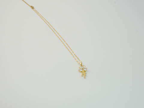 Zirkon Taşlı Minimal Yonca Kolye | Çelik | Gold